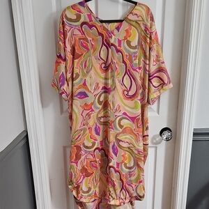 Easel Vibrant Swirl Mumu